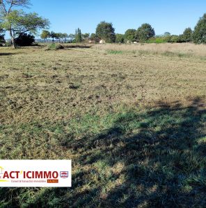 Cintegabelle, Terrain plat constructible et divisible non viabilisé d’environ 2675 m²