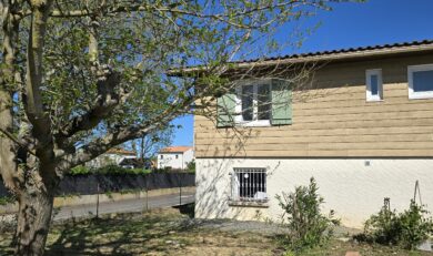 Eaunes, Maison entièrement Rénovée, T5 sur parcelle de Terrain d’environ 700 m².