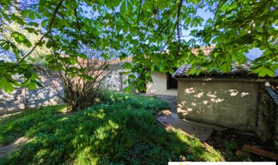 Eaunes charmante Longere de 71 m² avec chaie sur un terrain de 1204 m²