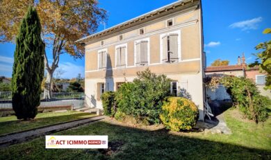 Cintegabelle, Maison bourgeoise T5 au coeur du village