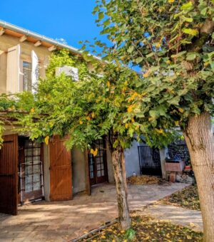 Calmont, Maison de 121 m² avec 4 chambres cour intime et jardin arboré