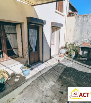 Cintegabelle, Charmante maison de village divisible de 141 m²