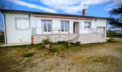 Auterive, Maison de plain-pied 134 m²  avec 5 Chambres   DPE C